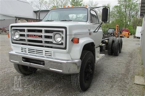 0 = Since total production was less than 13,000, all <b>GMC</b> Motorhomes had a zero in this position. . 1985 gmc 7000 specs